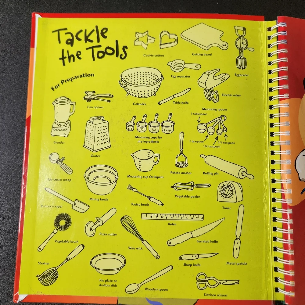 Vintage 90s Betty Crocker's Kids Cook! by Betty Crocker 1999